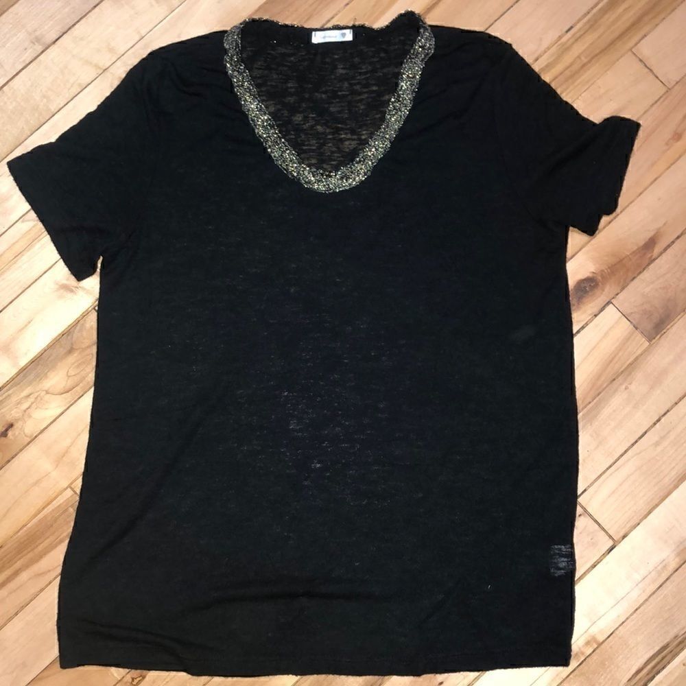 Soprano Black top with gold stitching